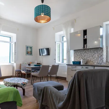 Chloee By Interhome Appartement *